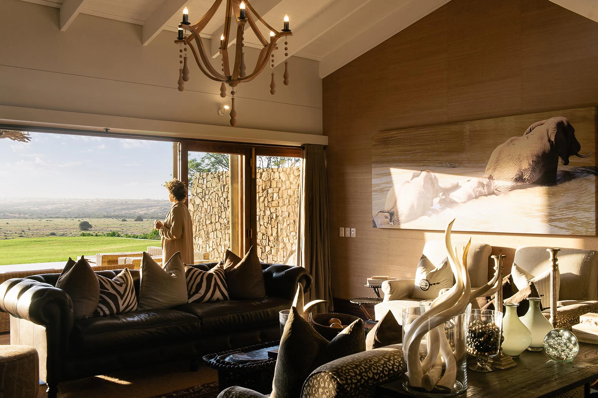 Fort House sole-use villa overlooking the Great Fish River valley
