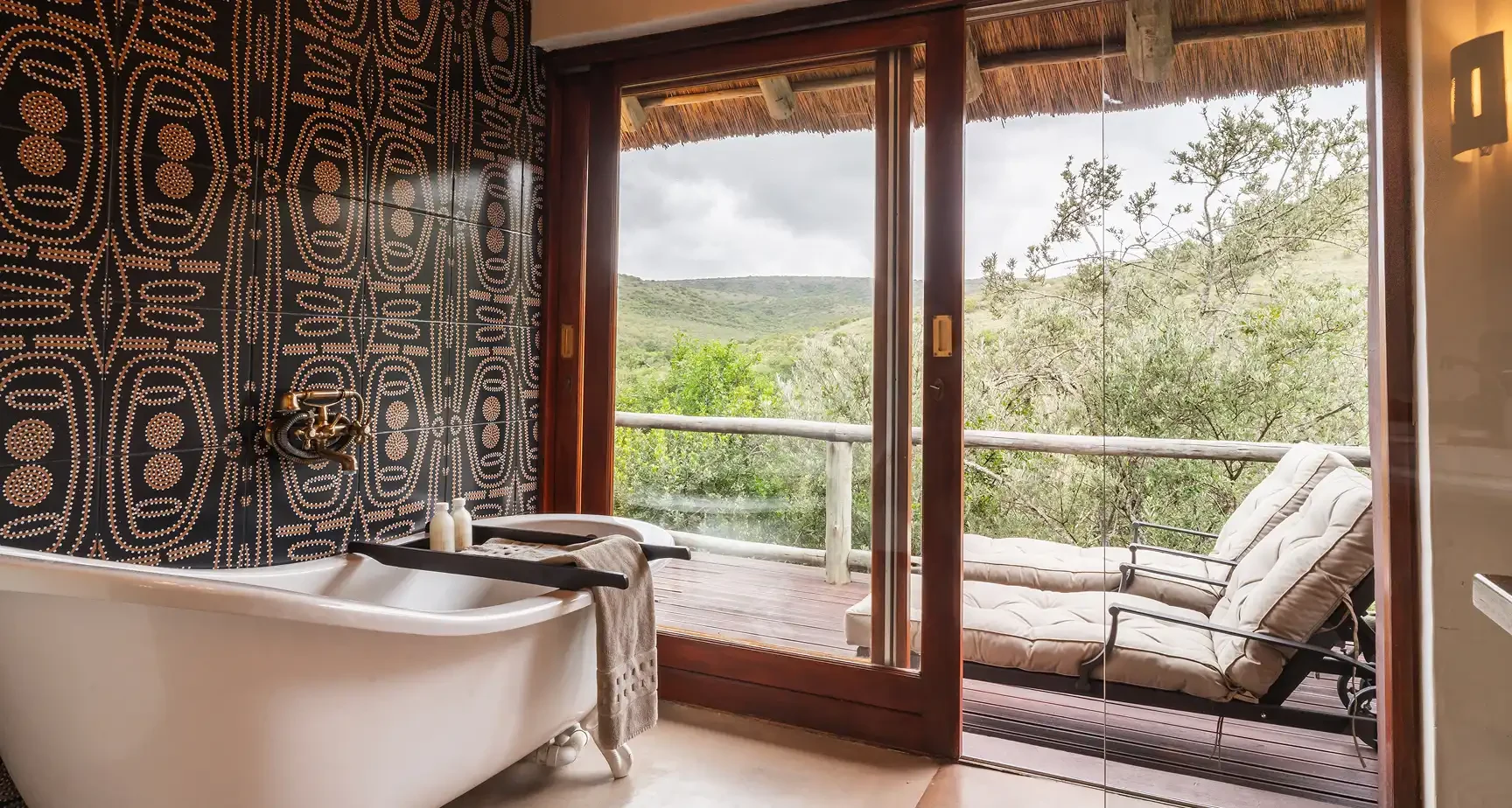 Lentaba chalet interior with sliding doors onto the bush
