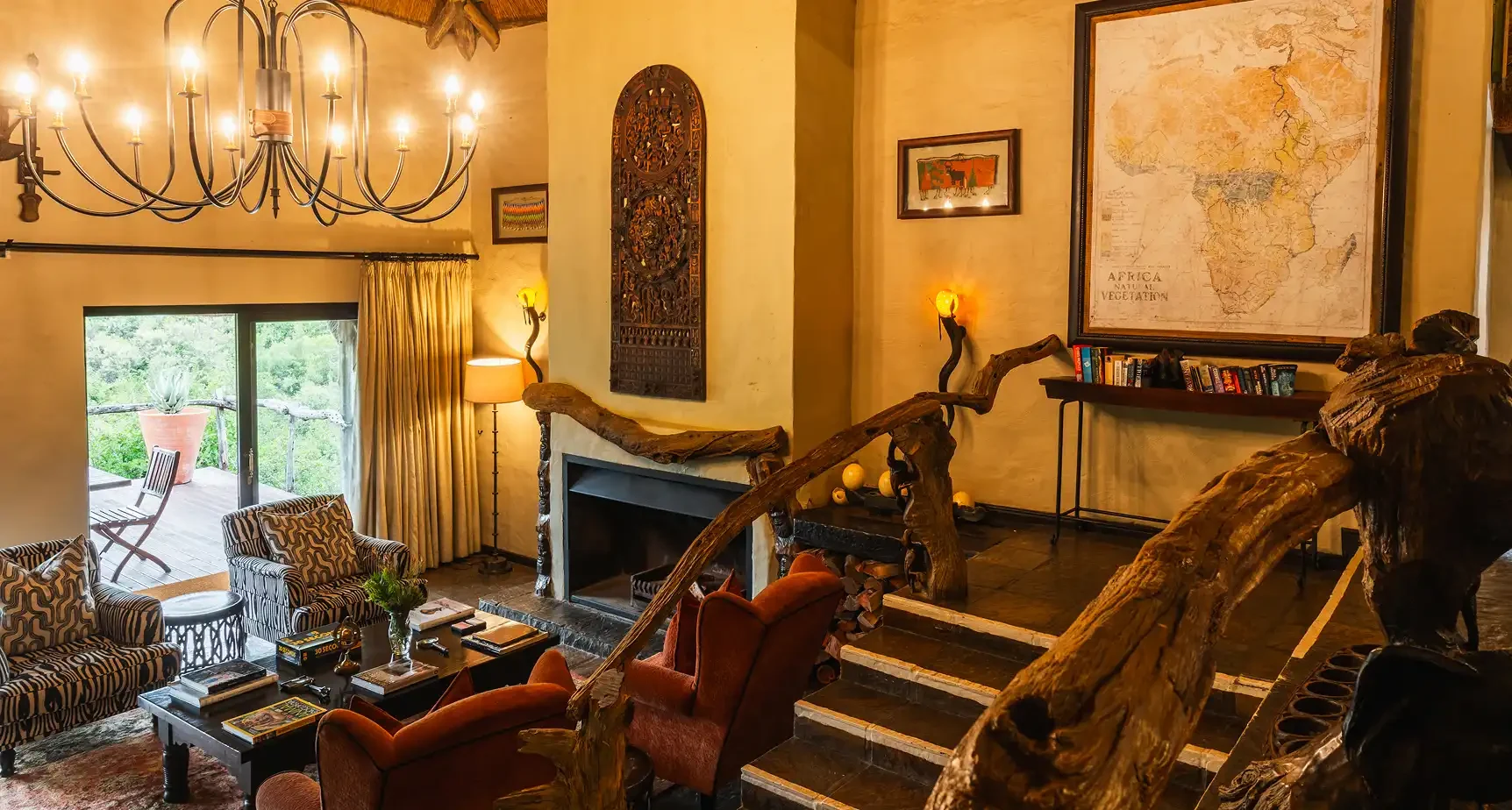 Lentaba main lounge with chandelier and African artefacts